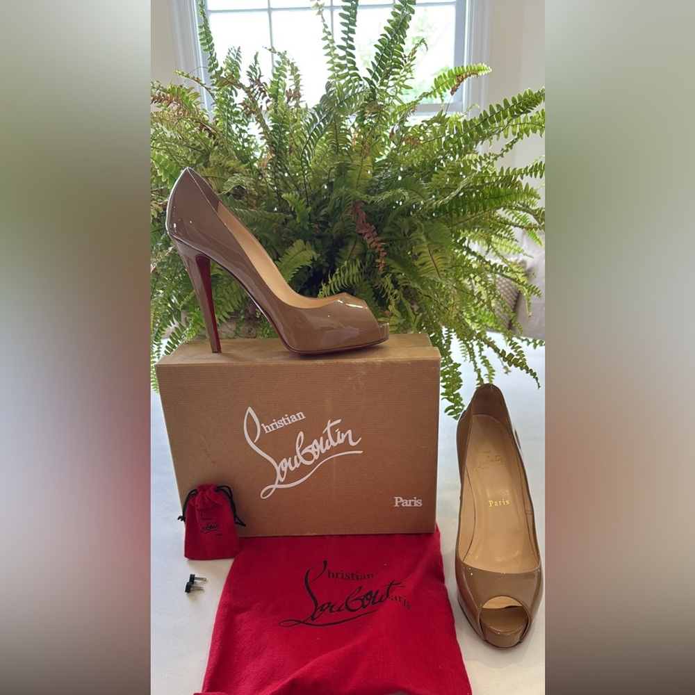 Christian Louboutin Nude Patent Leather Peep-Toe Pumps with Red Soles